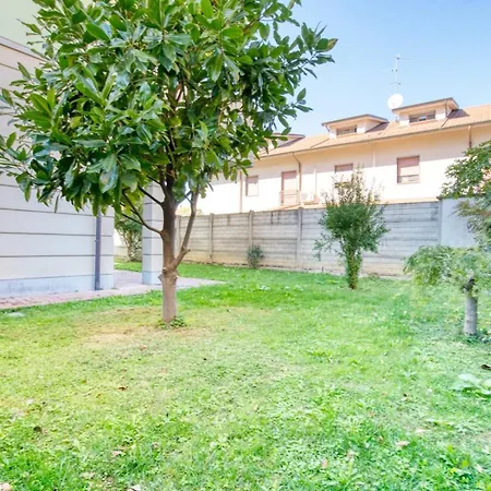 Caseospitali - Casa Indaco Bilocale Con Ampio Giardino Cernusco Sul Naviglio