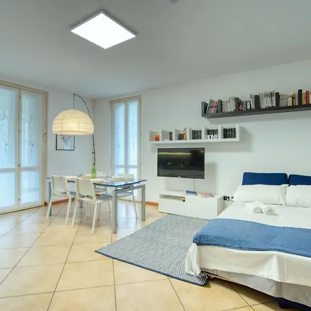 Appartamento Caseospitali - Casa Indaco Bilocale Con Ampio Giardino *